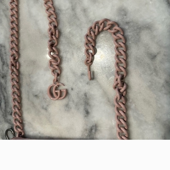 Gucci Pink Quilted Leather Shoulder Bag - Picture 4 of 12